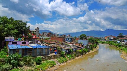 काठमाडौं महानगरलाई नदी-किनारका बस्ती हटाउन बाटो खुला, विकल्प भने दिनुपर्ने