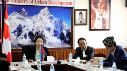 फोहोरको मात्रा घटाउन प्लाष्टिकको प्रयोग निरुत्साहित गरौँ : शहरी विकासमन्त्री गुरुङ