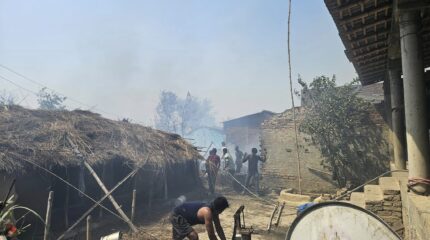 परालबाट सल्किएको आगोले जले ११० घर, अग्निपीडितलाई गाँसबासकै चिन्ता