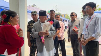 कर्णालीमा अध्ययन गर्नुपर्ने थुप्रै पुस्तकहरु छन् : प्रदेश प्रमुख परियार