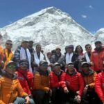 लावालस्कर लिएर सगरमाथा बेस क्याम्प पुगे मन्त्री