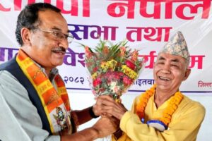 नेकपा एमालेका केन्द्रिय सल्लाहकार श्रेष्ठ राप्रपा नेपालमा प्रवेश