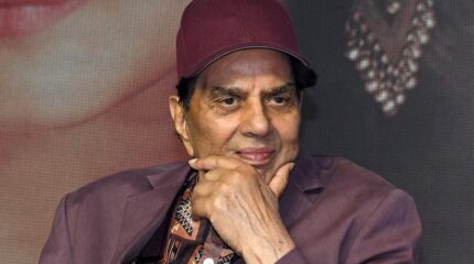 बलिउड अभिनेता धर्मेन्द्रको निधन