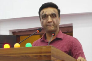 प्रदेशसभाको रोस्टममै सांसद रहबर अन्सारीले आफ्नै अनुहारमा दले मोसो