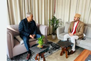 कांग्रेस सभापति देउवा र सञ्चारमन्त्री खरेलबीच निर्वाचनबारे छलफल