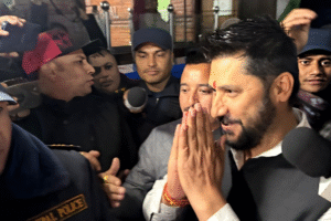 काठमाडौँ आइपुगे रवि, भेटे जेनजी शहीदका परिवार