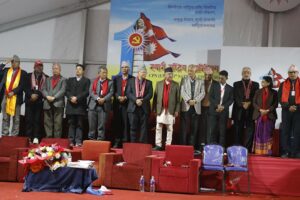 नेकपा एमालेका निर्वाचित पदाधिकारी र सदस्यहरुले लिए शपथ