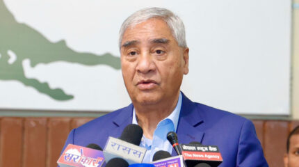 सभापति देउवाले महामन्त्रीद्वयसँग संवाद गर्ने